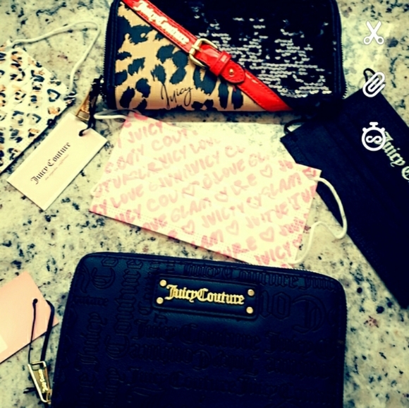 Wristlet - Picture 2 of 3